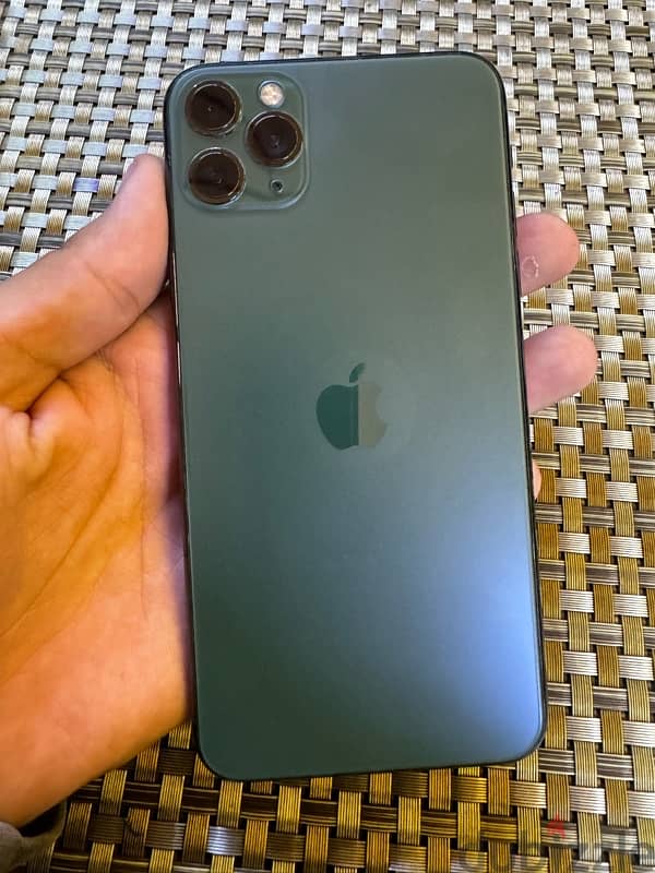 iPhone 11 Pro Max 2