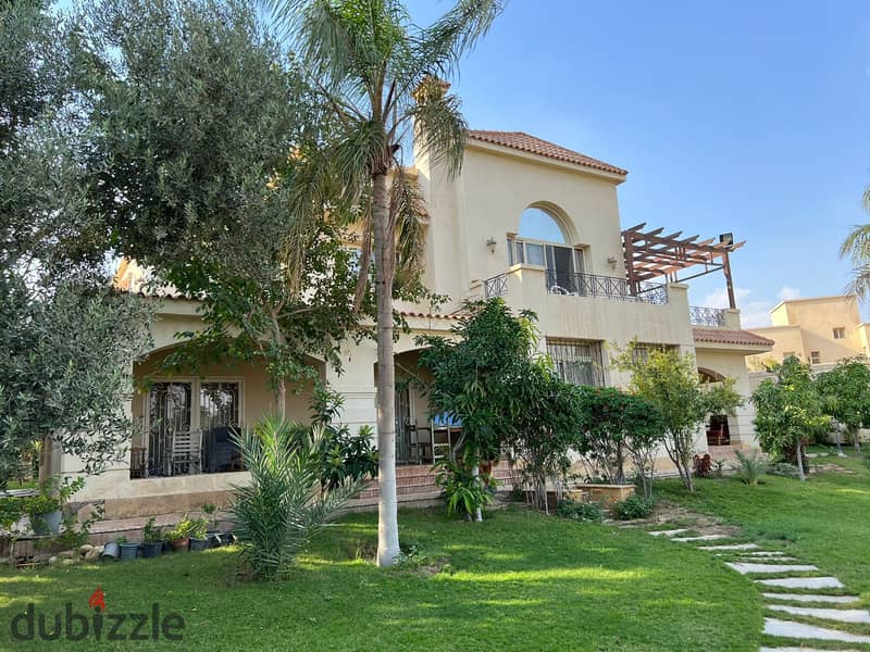 Villa for sale in Royal hills , 6 of october for a big family 1