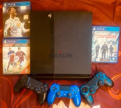 Playstation 4 (3 Controller + 3 CD) - بلايستيشن ٤