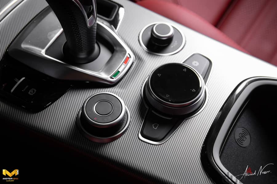 ALFA ROMEO STELVIO VELOCE 2024 8