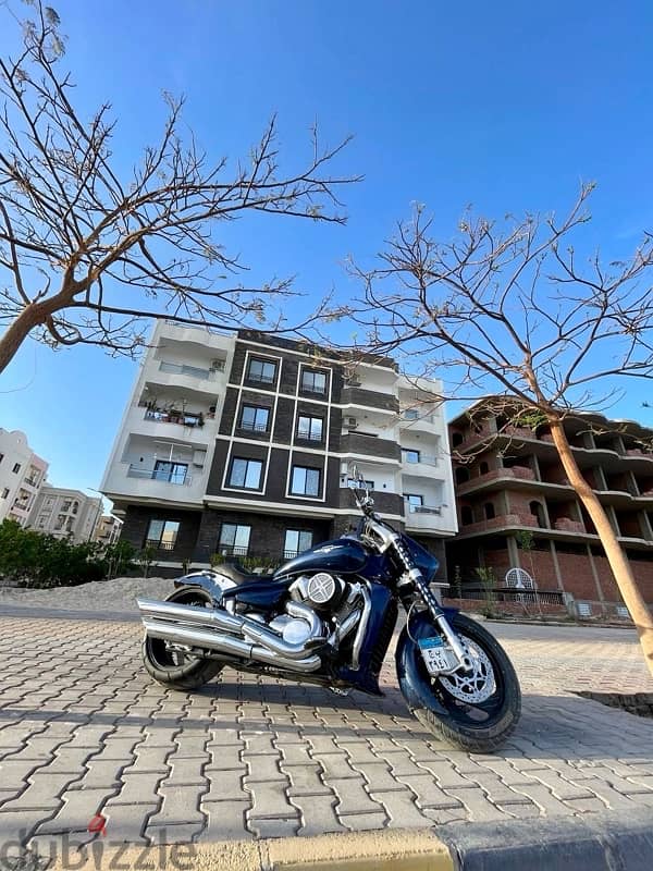 Suzuki Boulevard 4