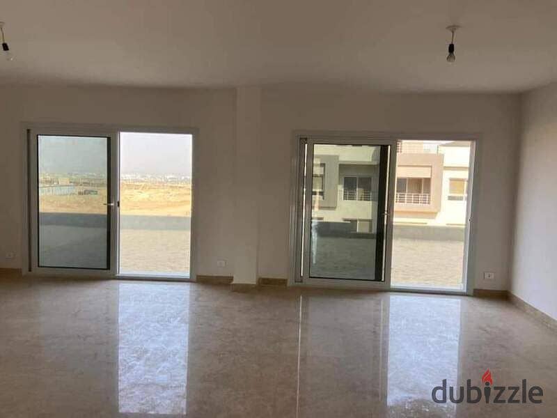 Receive immediately a twin house of 395 sqm in ETAPA Compound, Sheikh Zayed, with installments over 10 years. 3