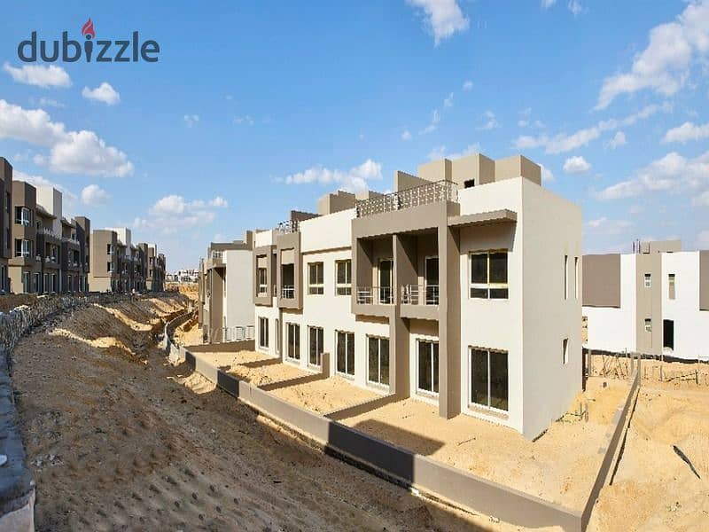 Receive immediately a twin house of 395 sqm in ETAPA Compound, Sheikh Zayed, with installments over 10 years. 21