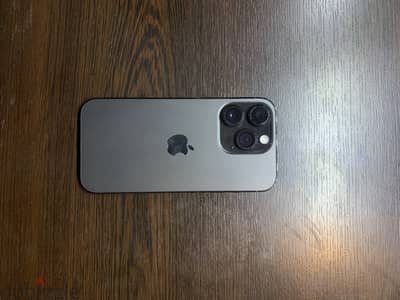 iPhone 14 Pro used in a perfect condition