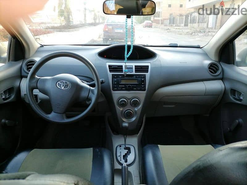 Toyota Yaris 2009 5