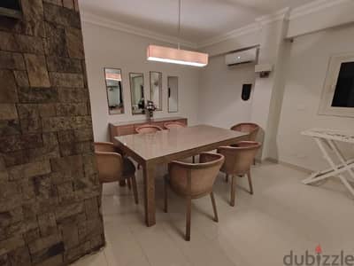 Dining Room - ترابيزه سفره بثمن كراسي وبوفيه و 4 مرايات