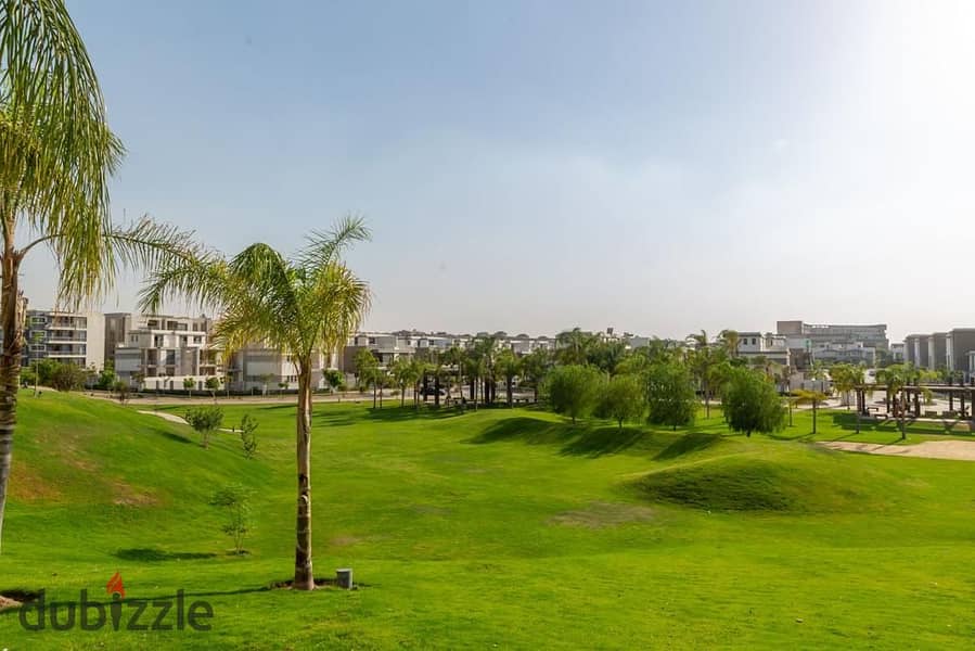 For sale an apartment in Taj City with a 42% discount, in front of Cairo Airport, on the Suez Road, in installments at the best price Taj City Compoun 3