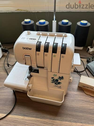 brother overlock machine - 2504D