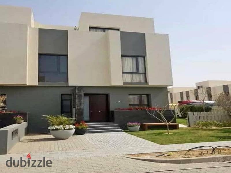 Townhouse Corner Immediate Delivery Fully Finished in Al Burouj Compound, Al Shorouk, next to the International Medical Center 8