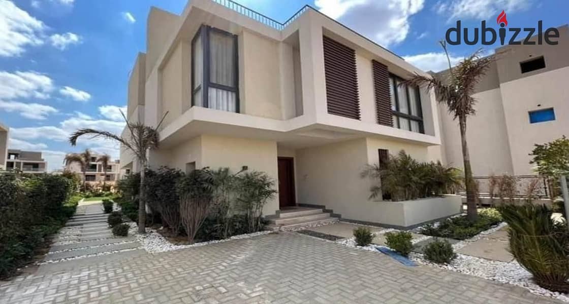 Independent villa for sale, 237 m, fully finished, ready for viewing, prime location, in SODIC East Compound, El Shorouk 1