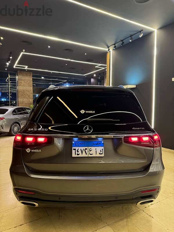 Mercedes-Benz GLS 2024 كسر زيرو 17