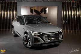 AUDI Q8 E-TRON SLINE 2024 0