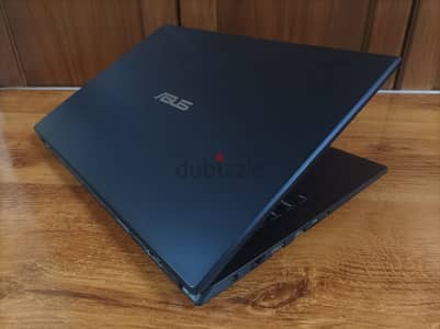 ASUS VivoBook X571