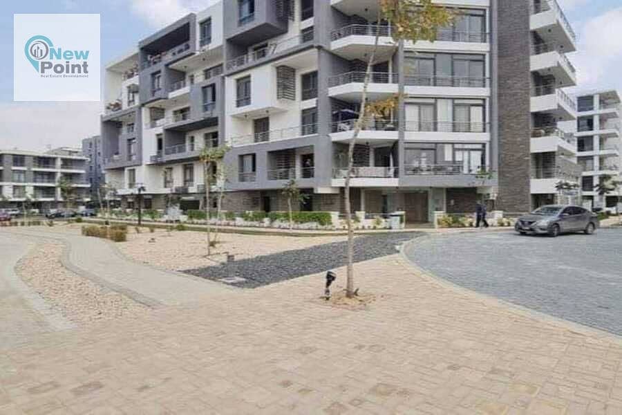 Duplex + garden for sale in New Cairo in Taj City Compound 0