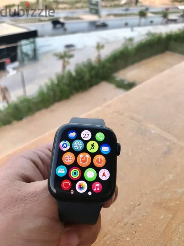 apple watch series 8 (zero condition) 1