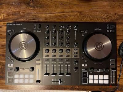 TRAKTOR KONTROL S3 MK3 four-channel mixer with bag