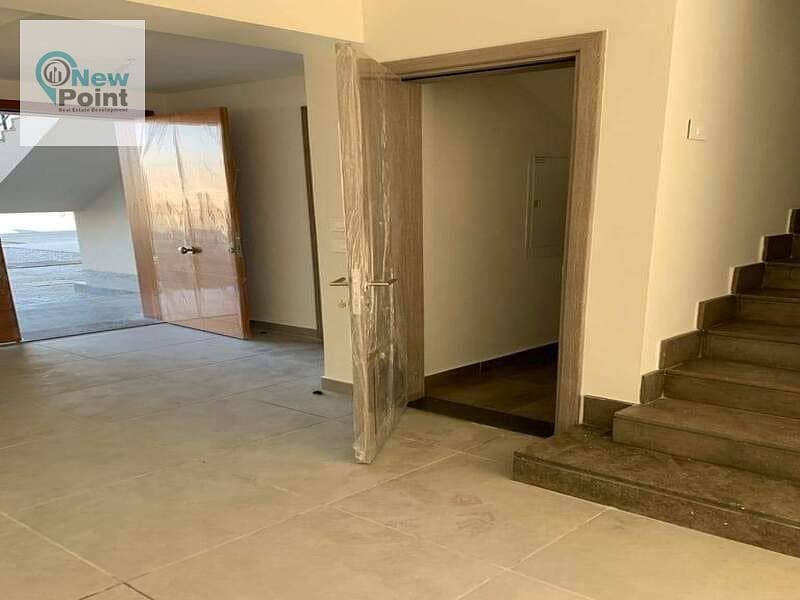 At the best price in New Cairo, receive immediately a fully finished duplex roof, 275 m, in installments | Al Burouj Compound 0