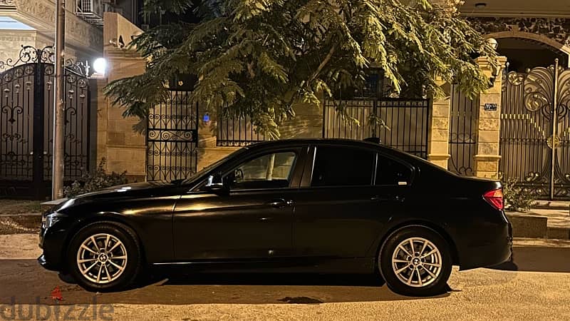 BMW 318 2018 Like New 3