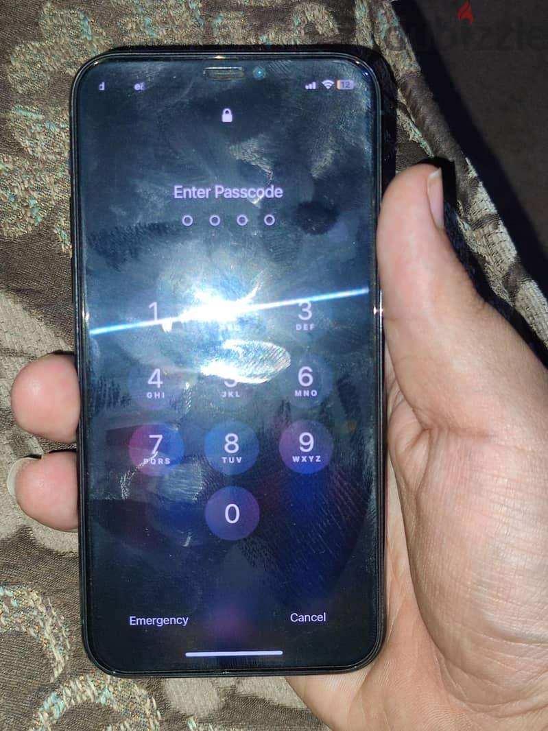 Iphone 11 pro للبيع 4