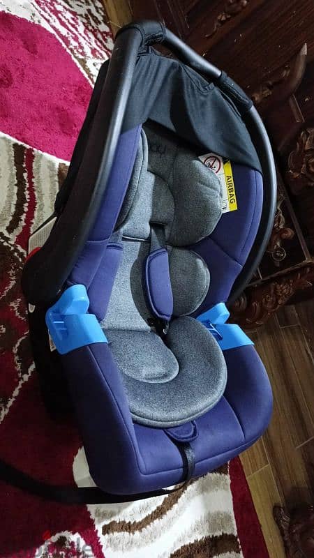 كارسيت أطفال كالجديد baby car seat like new 2