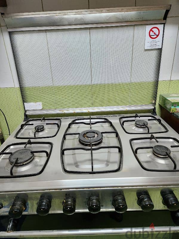 Ideal zanussi cooker and oven زانوسى بوتاجاز و فرن 1