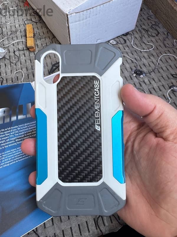 case iPhone xor Xs 2