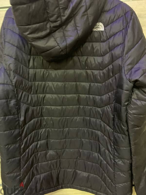 North Face down Jacket size XL Slim Fit L 2