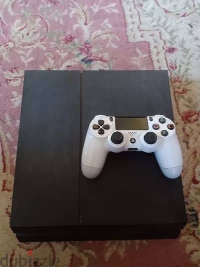 PS4 Console With Dualshock 4 Color White