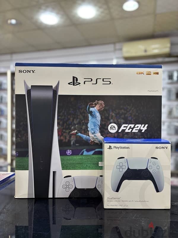 Ps5 with controller and Fc24 1