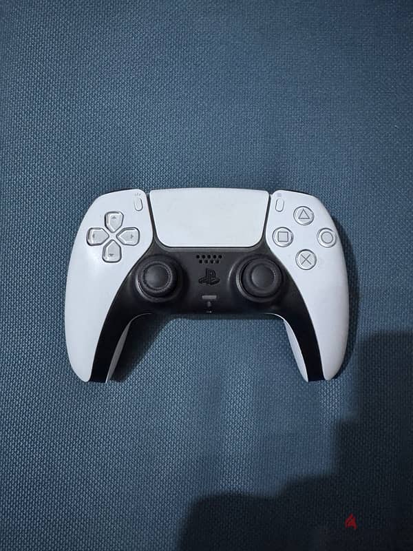 Ps5 Controller barley used - استخدام خفيف 0