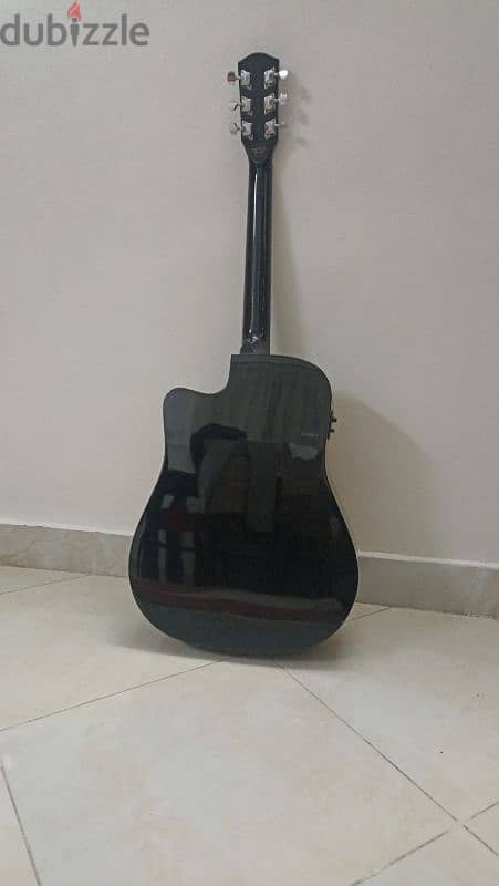 acoustic guitar from fendar 2