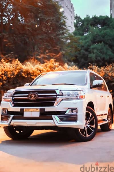 لاند كروزر ٢٠٢١ للايجار بسائق وبدون سائق - Toyota Land Cruiser 2021