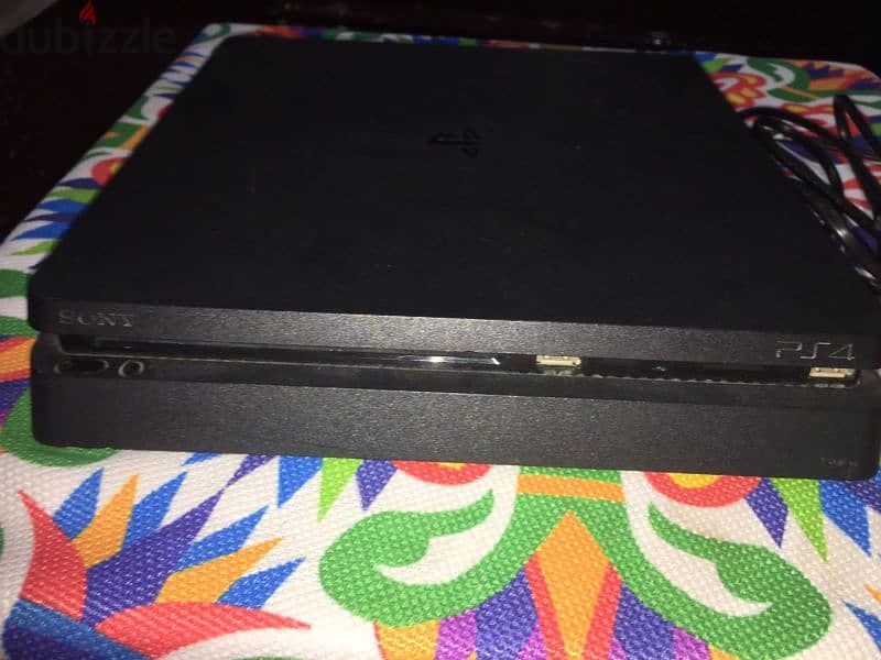 ps4 slim 4