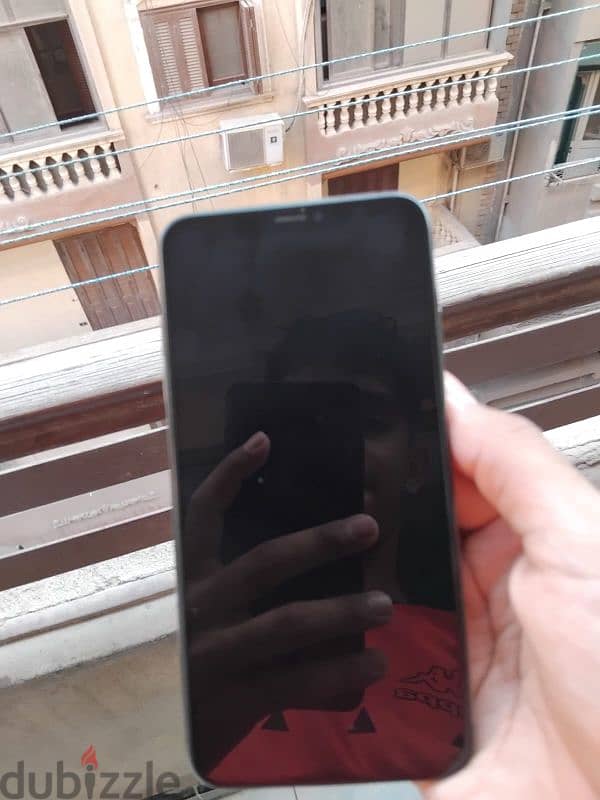 ايفون xs max 2