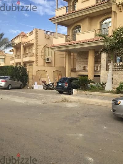 عمارة فاخرة للايجار في ويست جولف,الوزراء للشركات\ Residential buildin