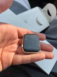 Apple watch SE (2nd Gen) 44mm minimal scratches 0