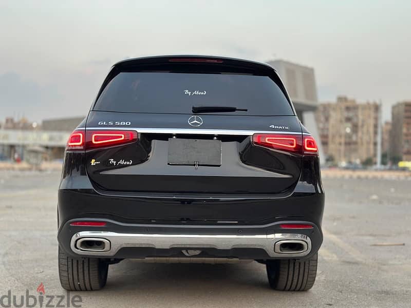 GLS 580 2023 AMG فقط 700 كم 4