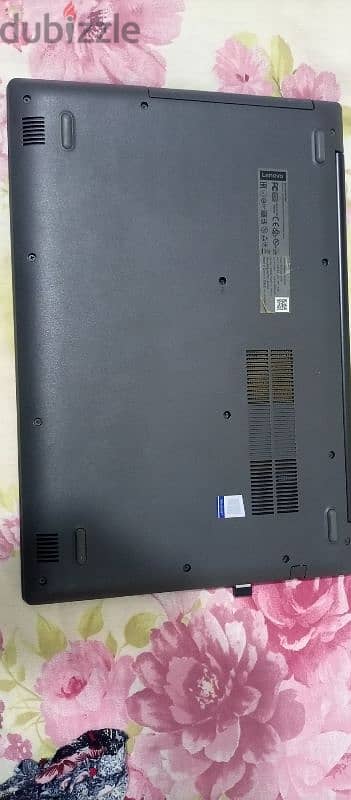 Lenovo IdeaPad330 0