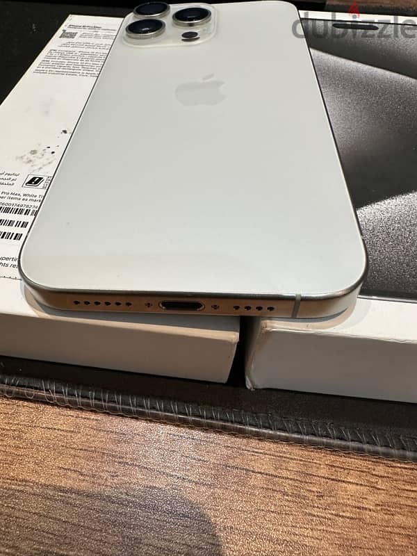 IPhone 15 Pro Max 256 GB 2