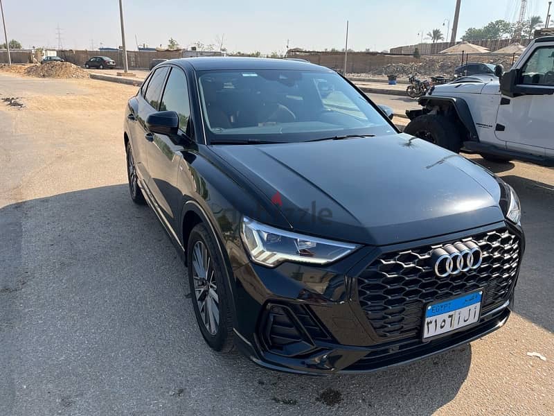 Audi Q3 2023 4