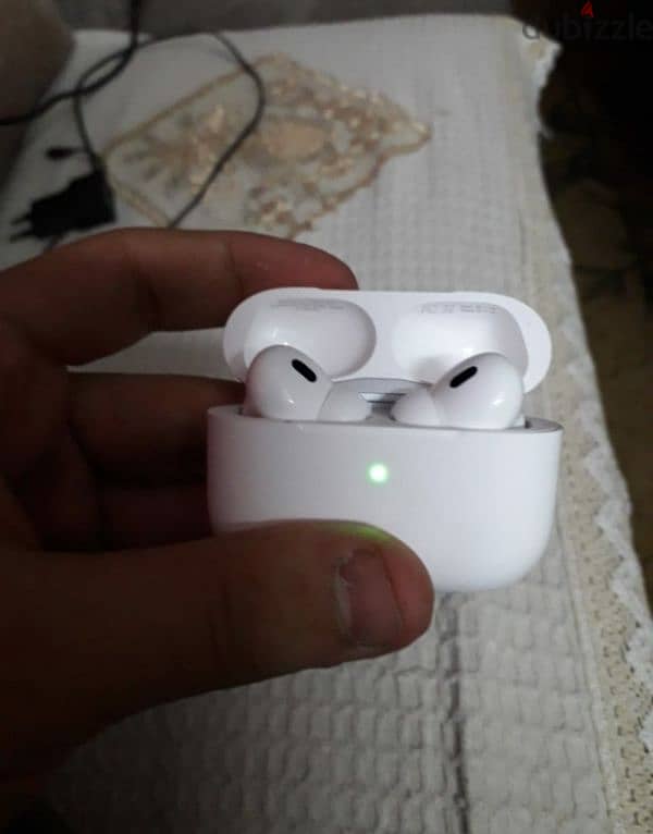 Apple AirPods Pro 2nd Generation 4