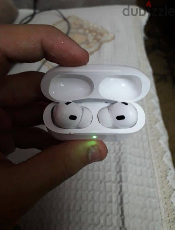 Apple AirPods Pro 2nd Generation 5