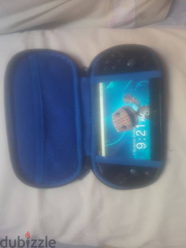 ps vita 2000فتيا 3