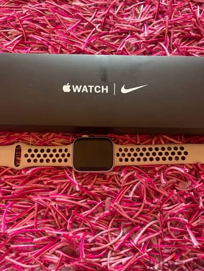 Apple watch SE Nike edition