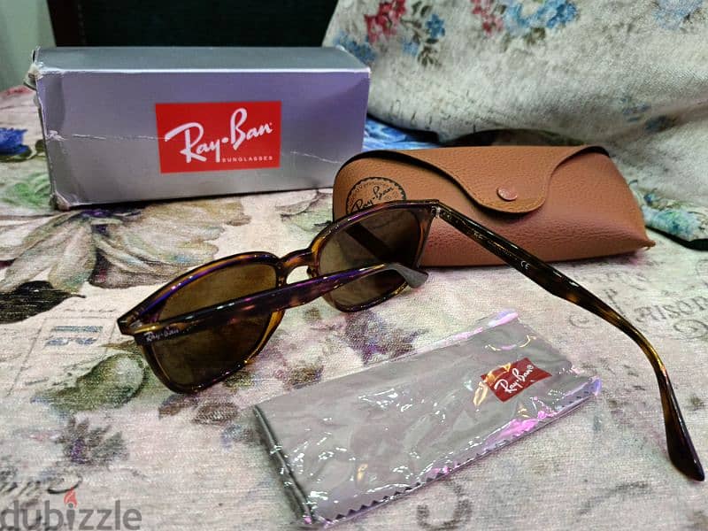 نظارة راي بان Rayban بحالة ممتازة 2