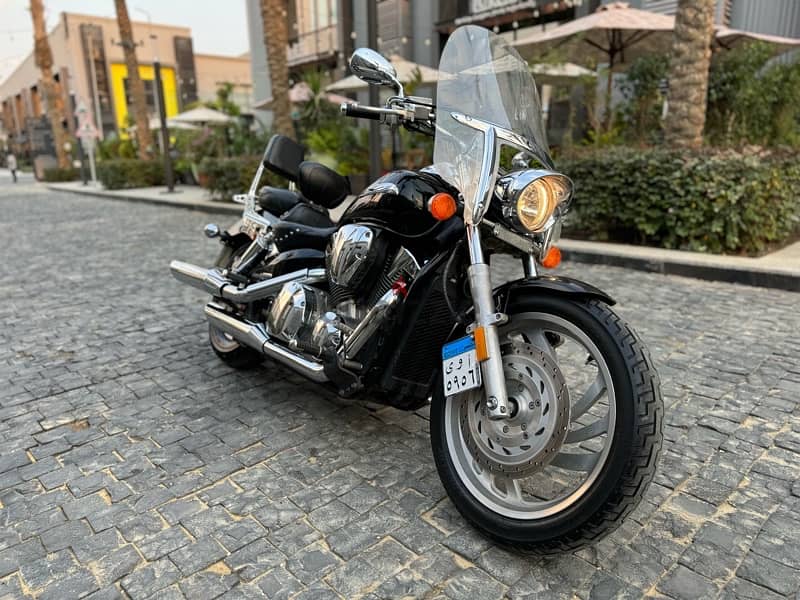 Honda Vtx1300 فبريكه بالكامل 2