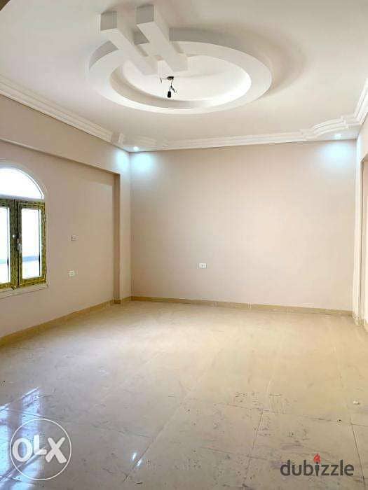 Apartment for sale 3 bedrooms Ready to Move in New Cairo front of Waterway 1