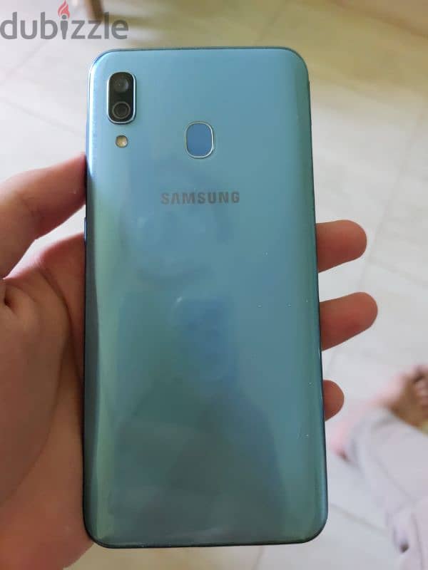 موبايل سامسونج اي ٣٠ Samsung a30 1