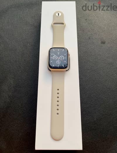 Apple Watch Series 8 (45mm) Starlight As new (Activated Only) Full BOX