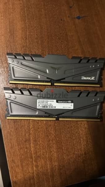 2 TEAMGROUP DARKZ 8GB DDR4 3200 SN DARKZ